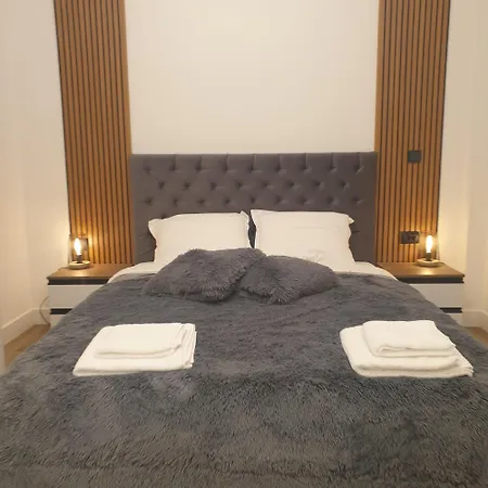 Glow Haven Apartment Thessaloniki